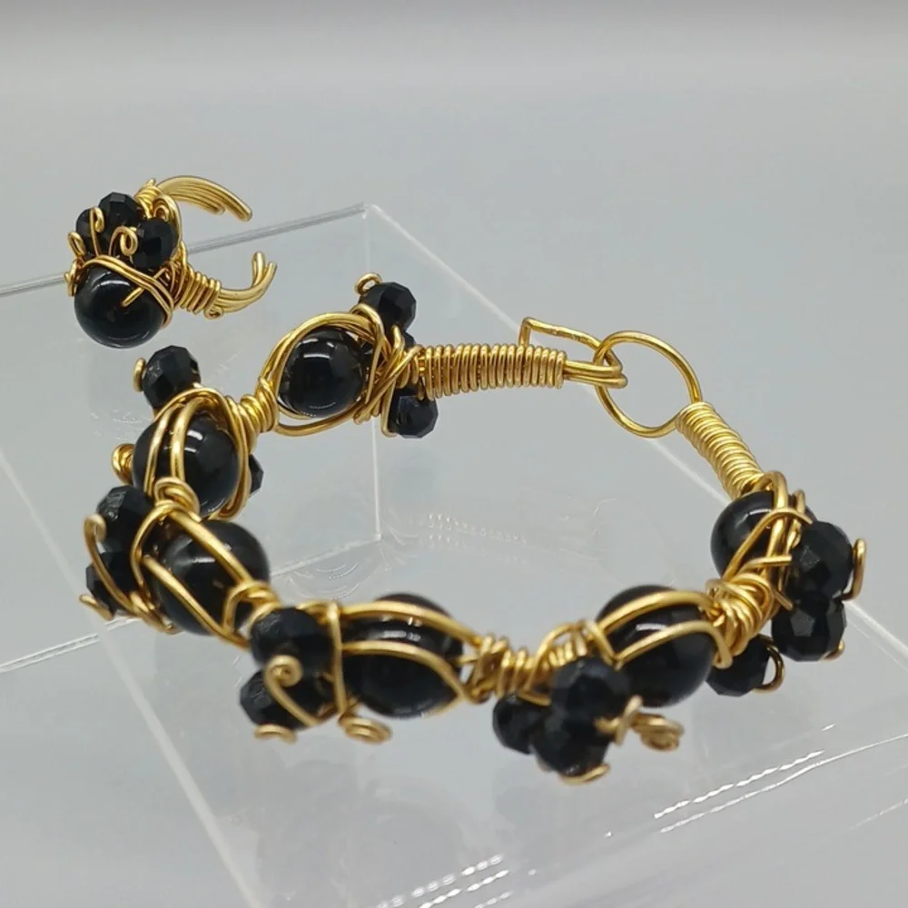 STYLISH & GORGEOUS HANDMADE wire-wrapped bracelet featuring black onyx beads SET